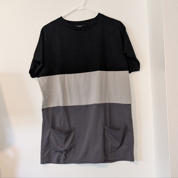 Dokotoo Tops - NWOT Dokotoo Tunic Tee